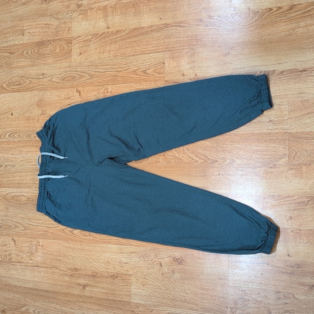 Vuori Performance Joggers, Small Dark Green
